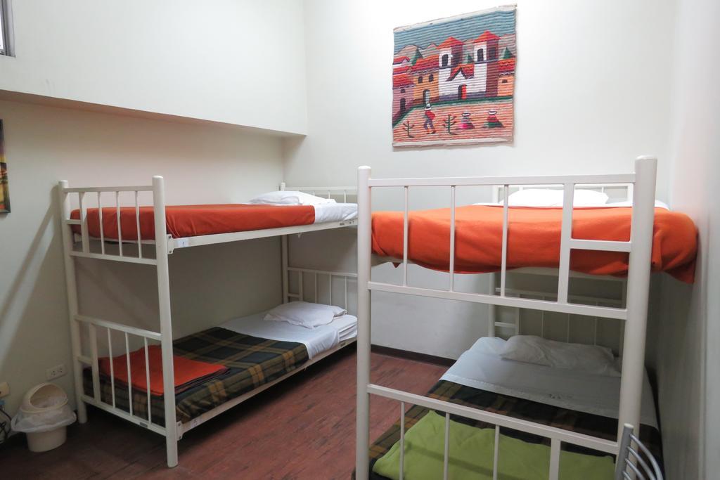 Casa Hualpa Hostel Лима Экстерьер фото