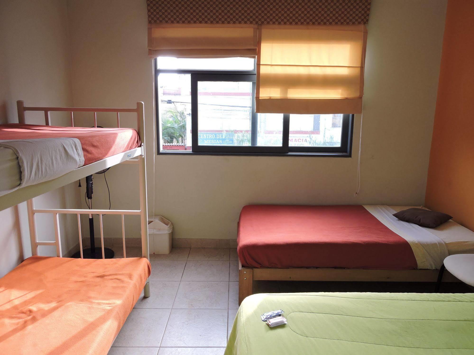Casa Hualpa Hostel Лима Экстерьер фото