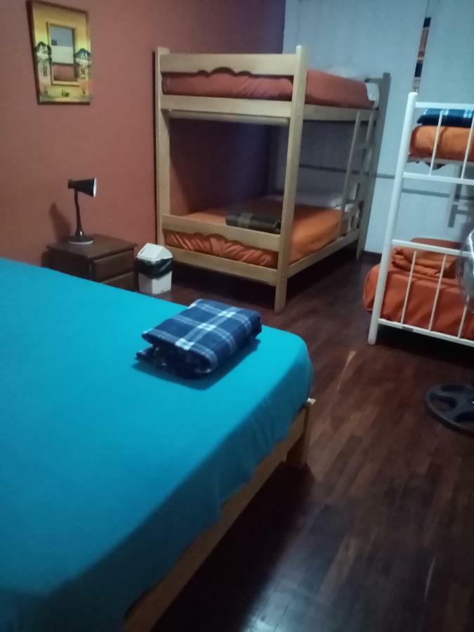 Casa Hualpa Hostel Лима Экстерьер фото